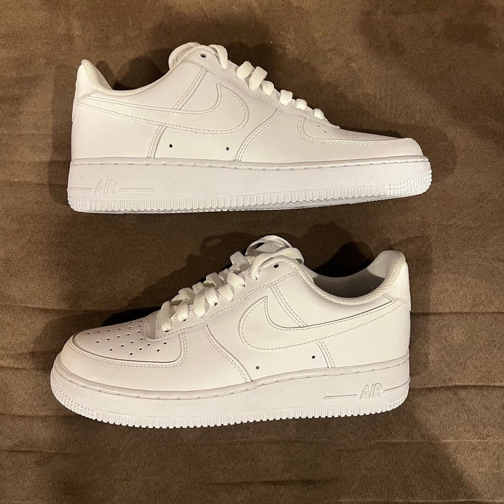 Nike Air Force 1 Mens size 7.5 White Low - Picture 5 of 9